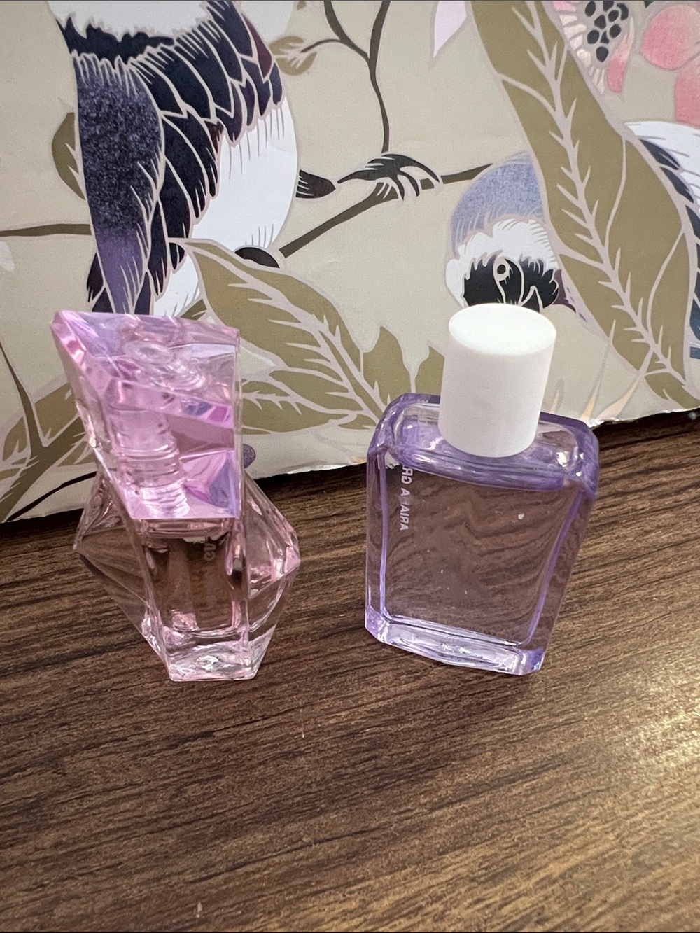 Ariana Grande Travel Dabber Perfume Set of 2 REM & God is A Woman - Picture 2 of 3